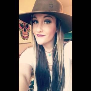 Meet your Posher, Brady